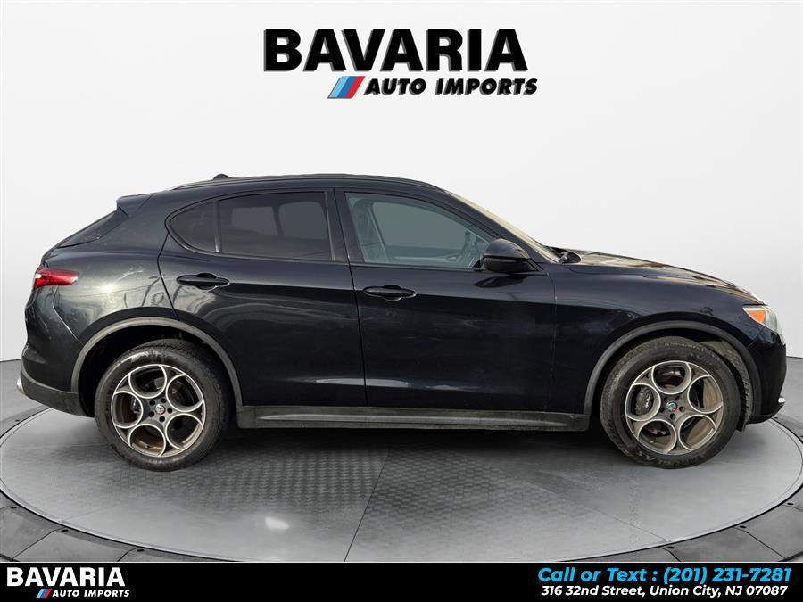 Used 2018 Alfa Romeo Stelvio Sport w/ Quick Order Package 22J Sport image 6