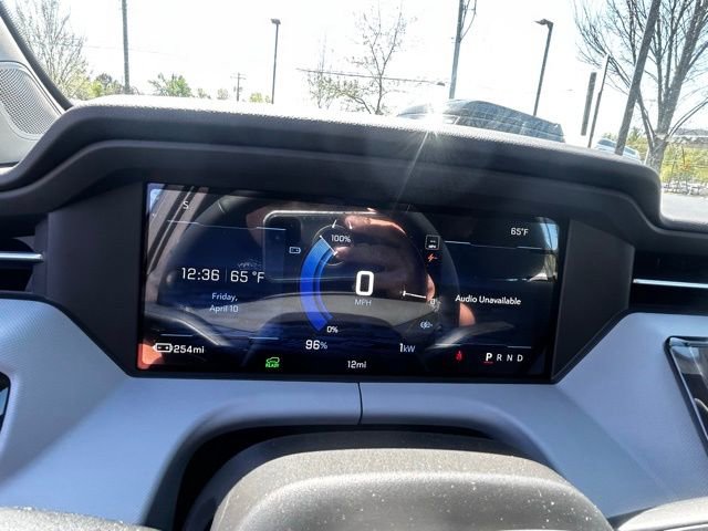 New 2027 Chevrolet Bolt LT w/ Comfort Package FWD image 23