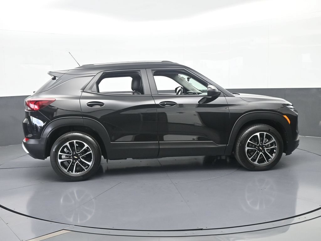 Used 2024 Chevrolet TrailBlazer LT w/ Driver Confidence Package FWD image 7