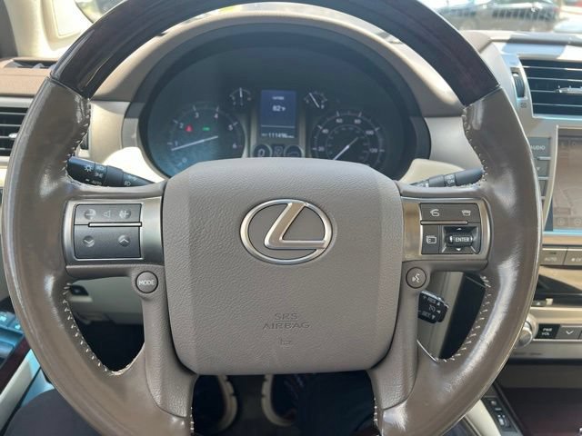 Used 2017 Lexus GX 460 Premium w/ Premium Package AWD/4WD image 16