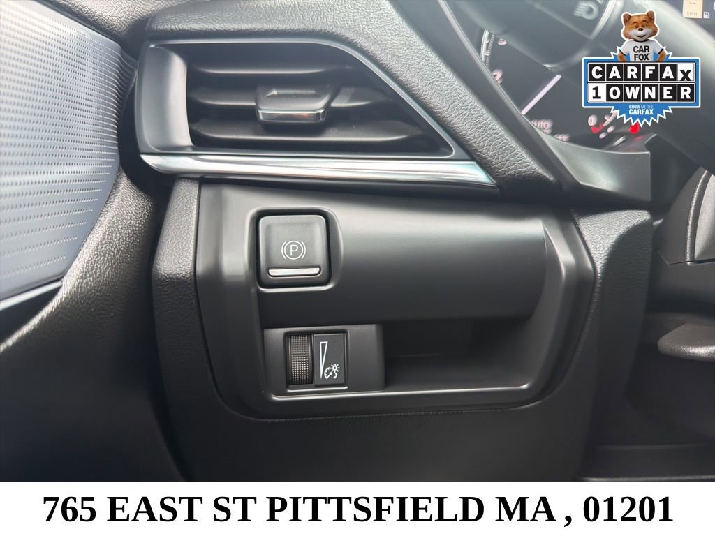 Used 2025 Cadillac CT4 Luxury image 26