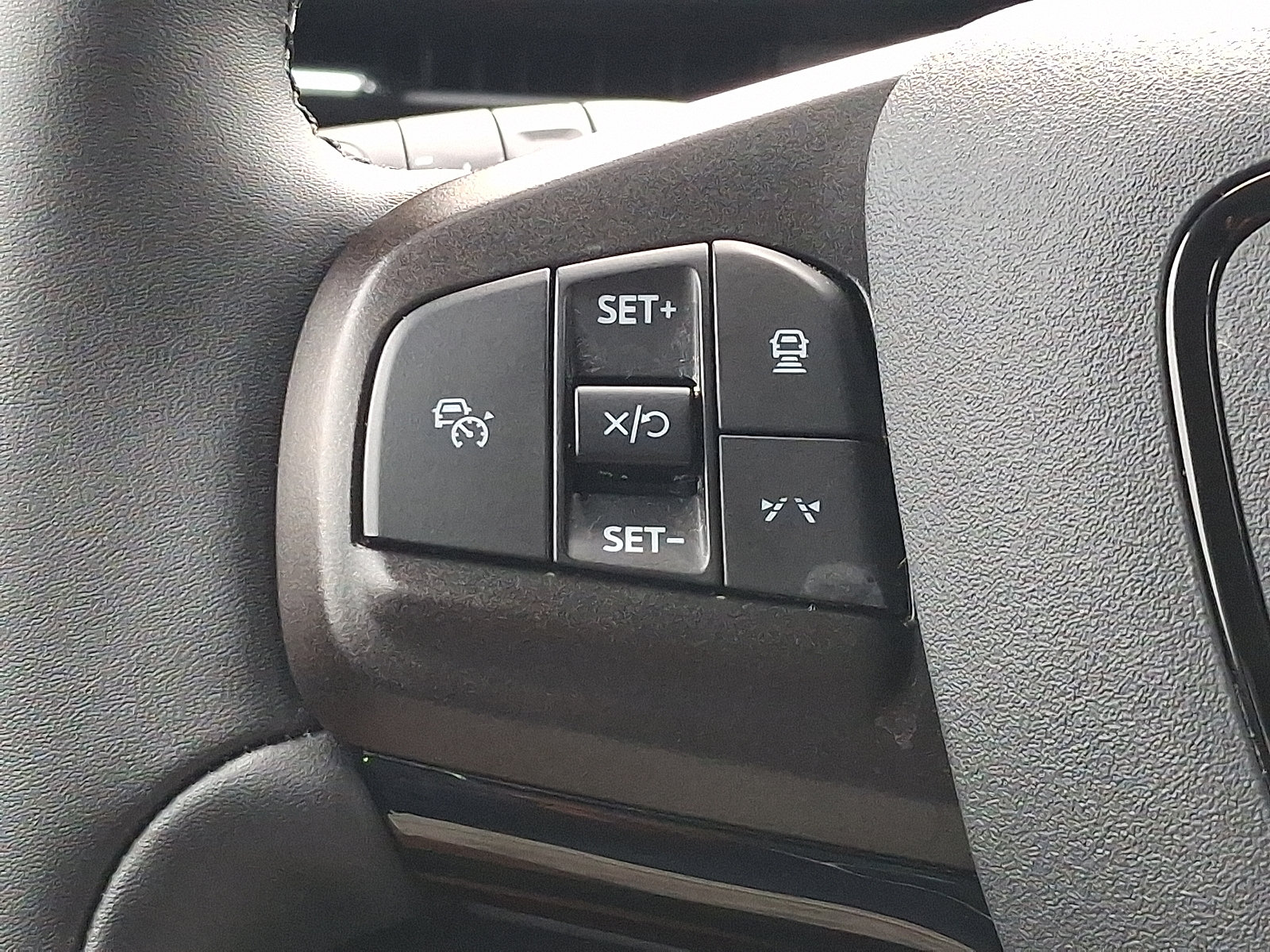 Used 2025 Ford Mustang Mach-E Select AWD/4WD image 20