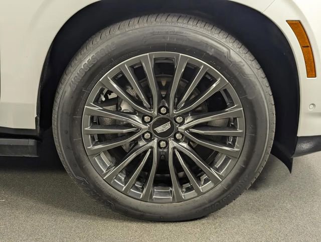 Used 2025 Cadillac Escalade Sport Platinum image 11