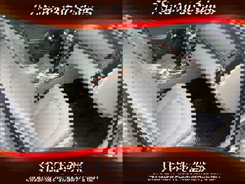 Used 2010 Cadillac CTS Luxury image 14