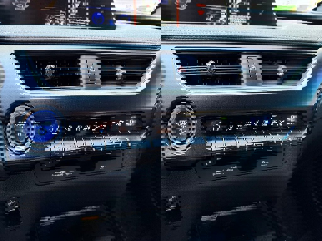 Certified 2022 Lexus UX 250h image 25