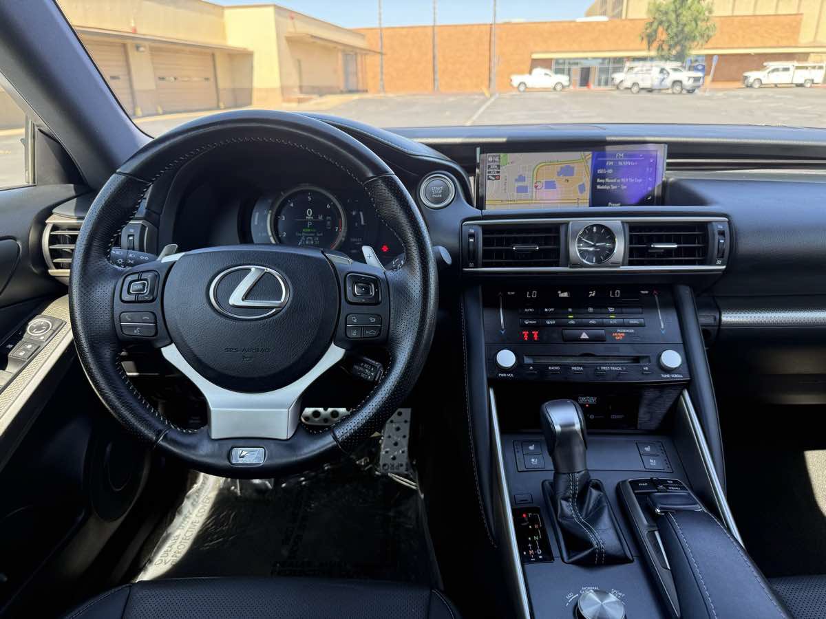 Used 2017 Lexus IS 350 F Sport w/ F Sport Package RWD image 18