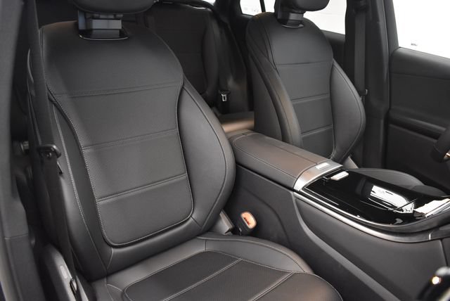 New 2026 Mercedes-Benz GLC 300 4MATIC image 6