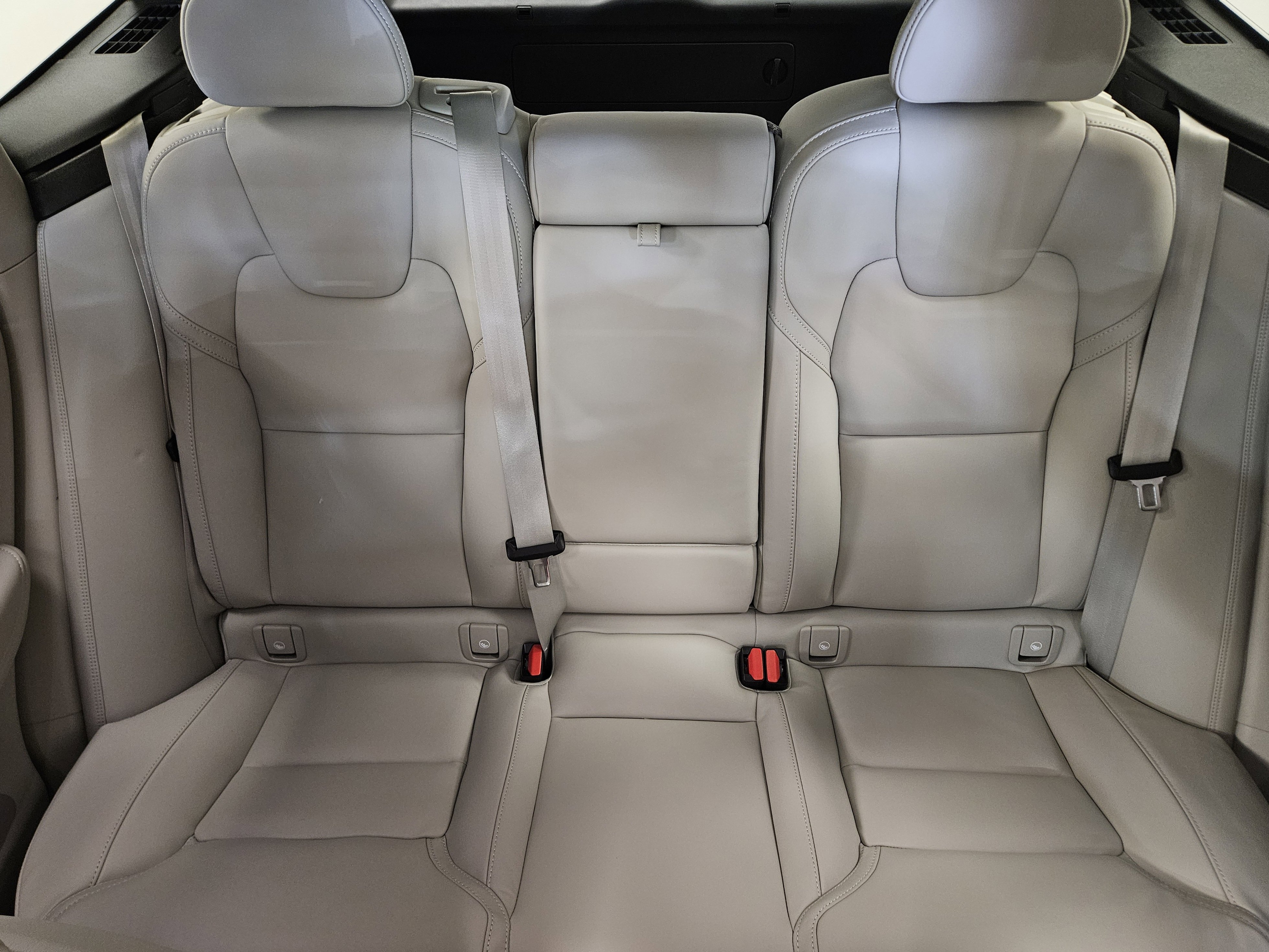 New 2026 Volvo XC60 T8 Ultra image 42