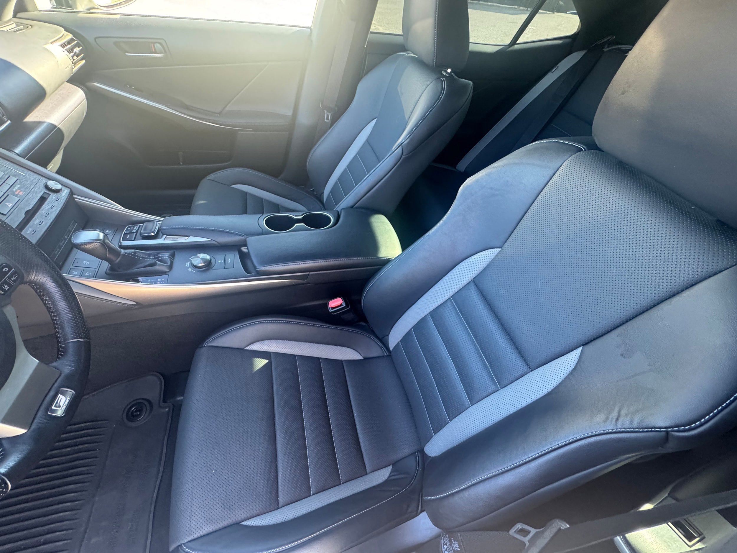 Used 2020 Lexus IS 300 F Sport w/ Blackline Edition RWD image 23