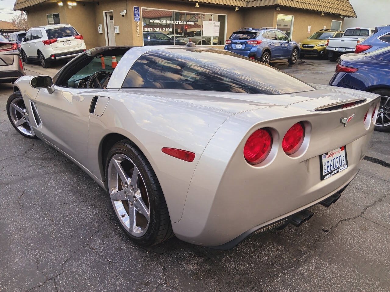 Used 2005 Chevrolet Corvette Coupe w/ Preferred Equipment Group RWD image 9