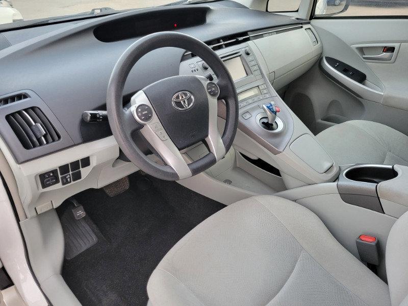 Used 2015 Toyota Prius Three image 13