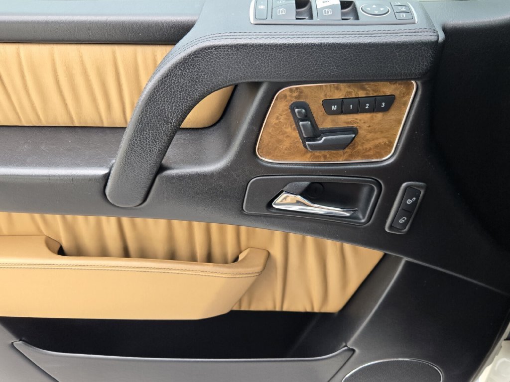 Used 2015 Mercedes-Benz G 550 image 29