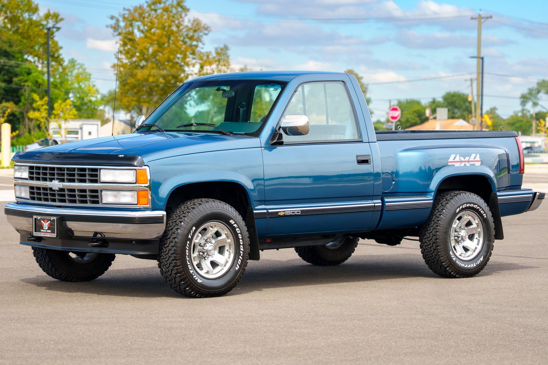 Used 1990 Chevrolet Silverado 1500 4x4 Regular Cab image 4