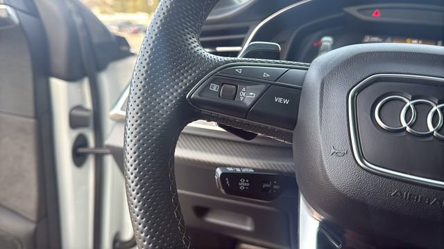 Used 2022 Audi RS Q8 image 31