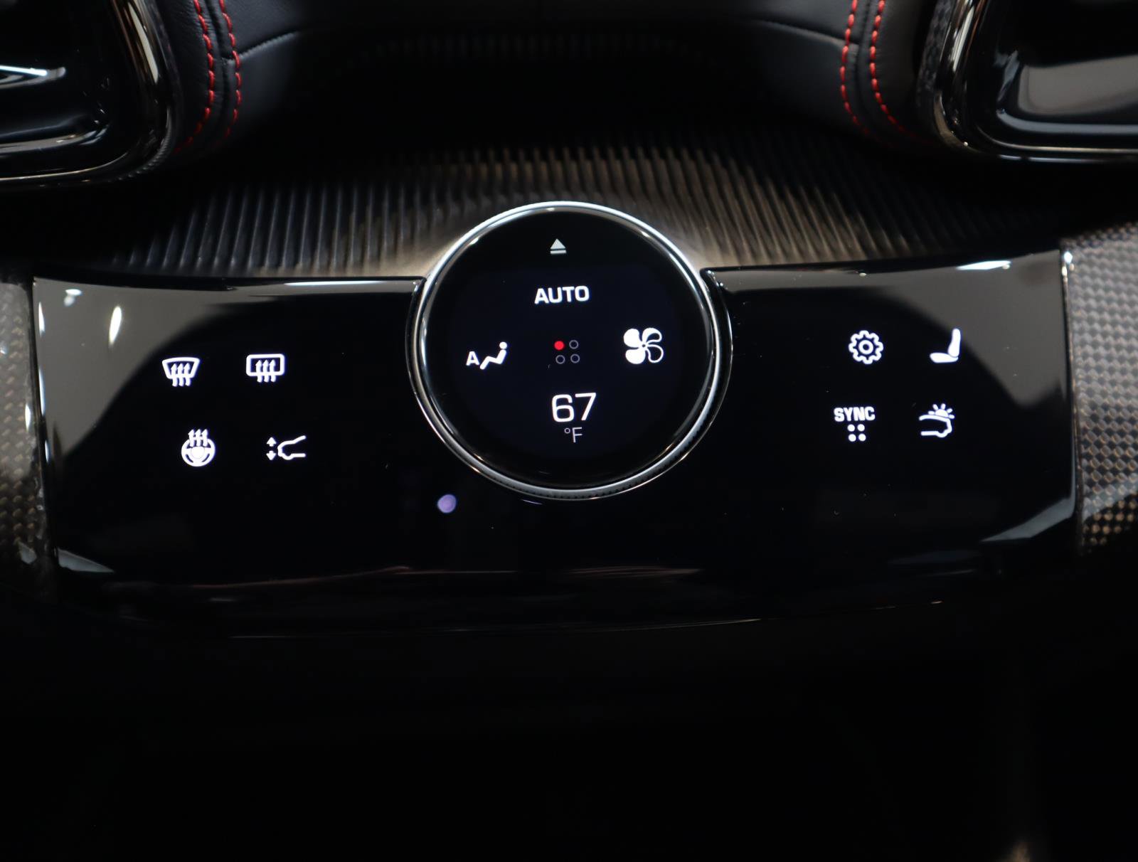 Certified 2025 Ferrari Purosangue image 34