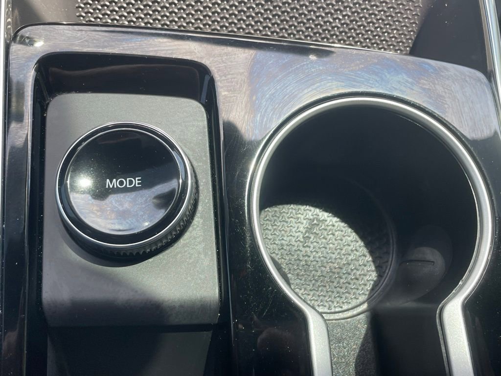 Certified 2026 Chevrolet Equinox LT AWD/4WD image 33