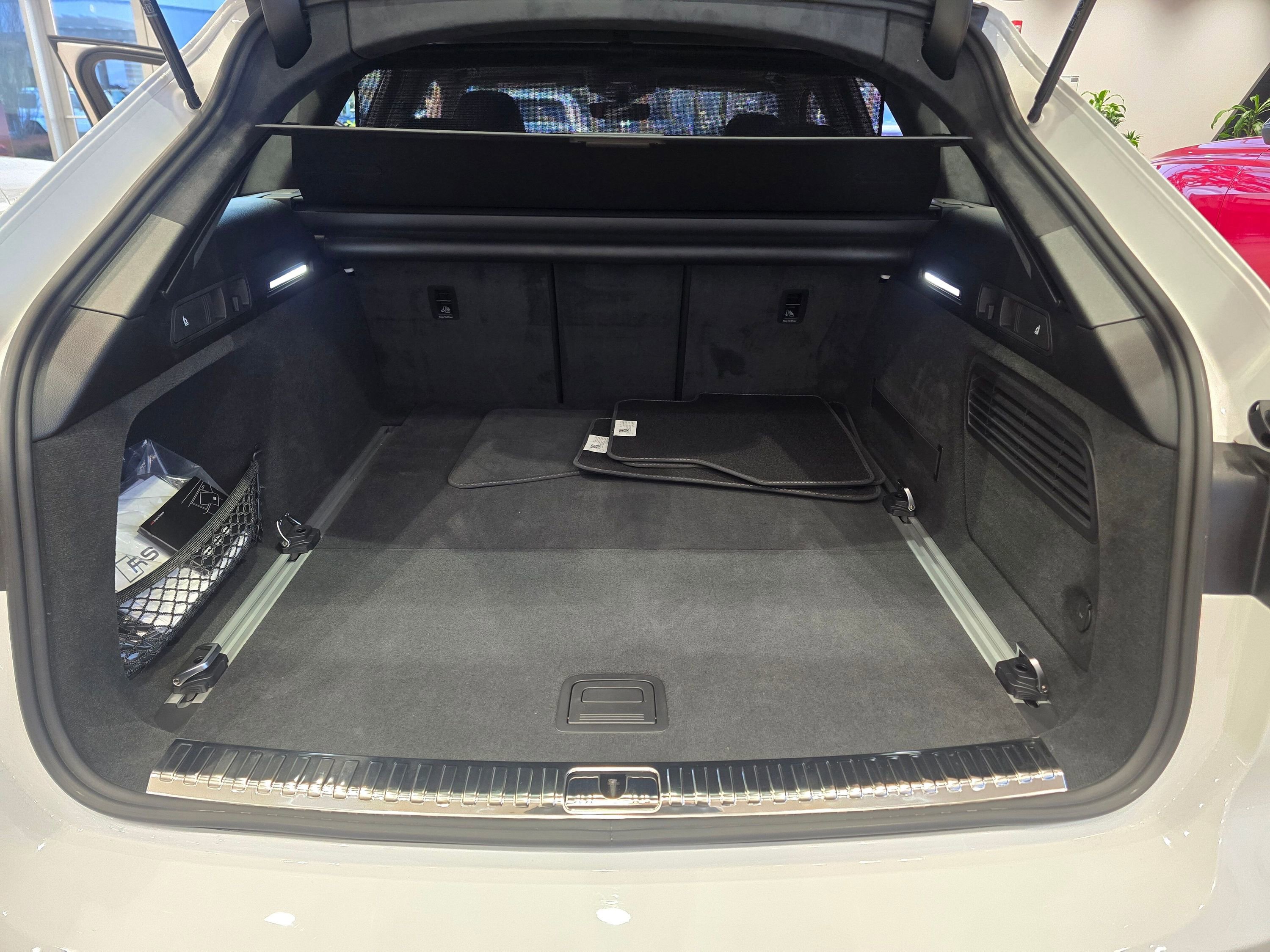 Used 2025 Audi RS 6 performance image 10