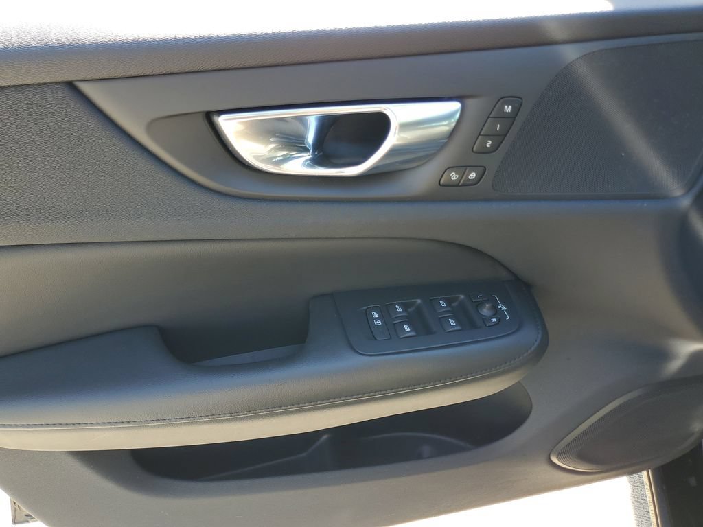 Certified 2023 Volvo S60 B5 Plus FWD image 18