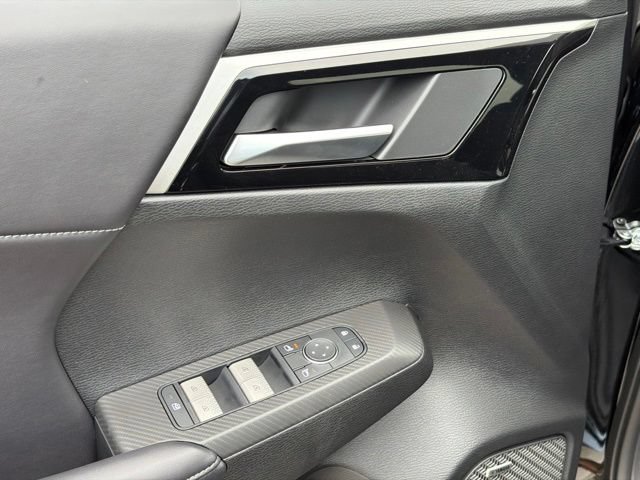 New 2026 Mitsubishi Outlander LE FWD image 19