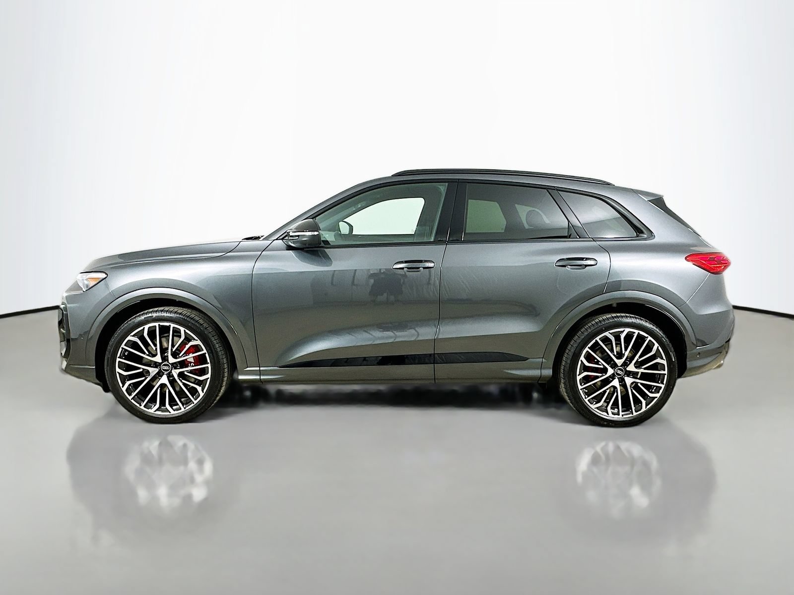 New 2026 Audi SQ5 Premium Plus AWD/4WD image 8