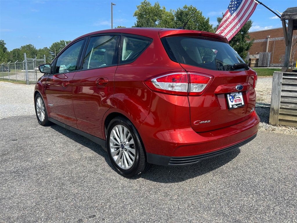 Used 2018 Ford C-MAX SE w/ Equipment Group 202A FWD image 3