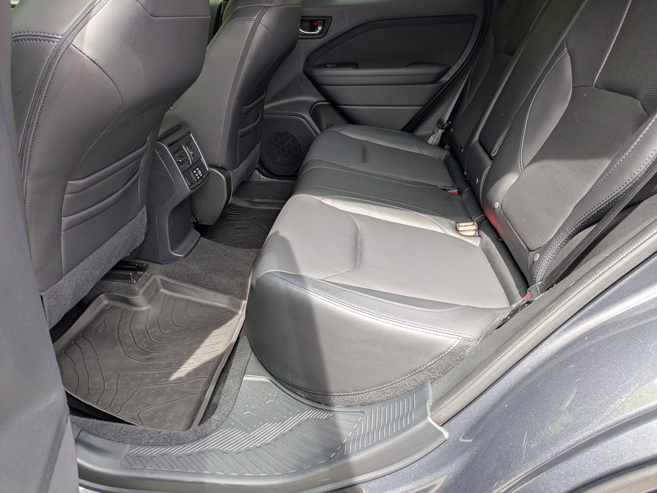 Used 2025 Subaru Forester Limited AWD/4WD image 28
