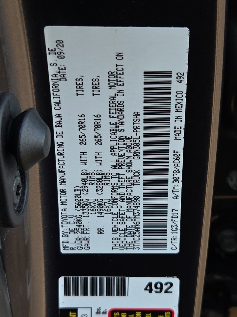 Used 2021 Toyota Tacoma TRD Off-Road image 30