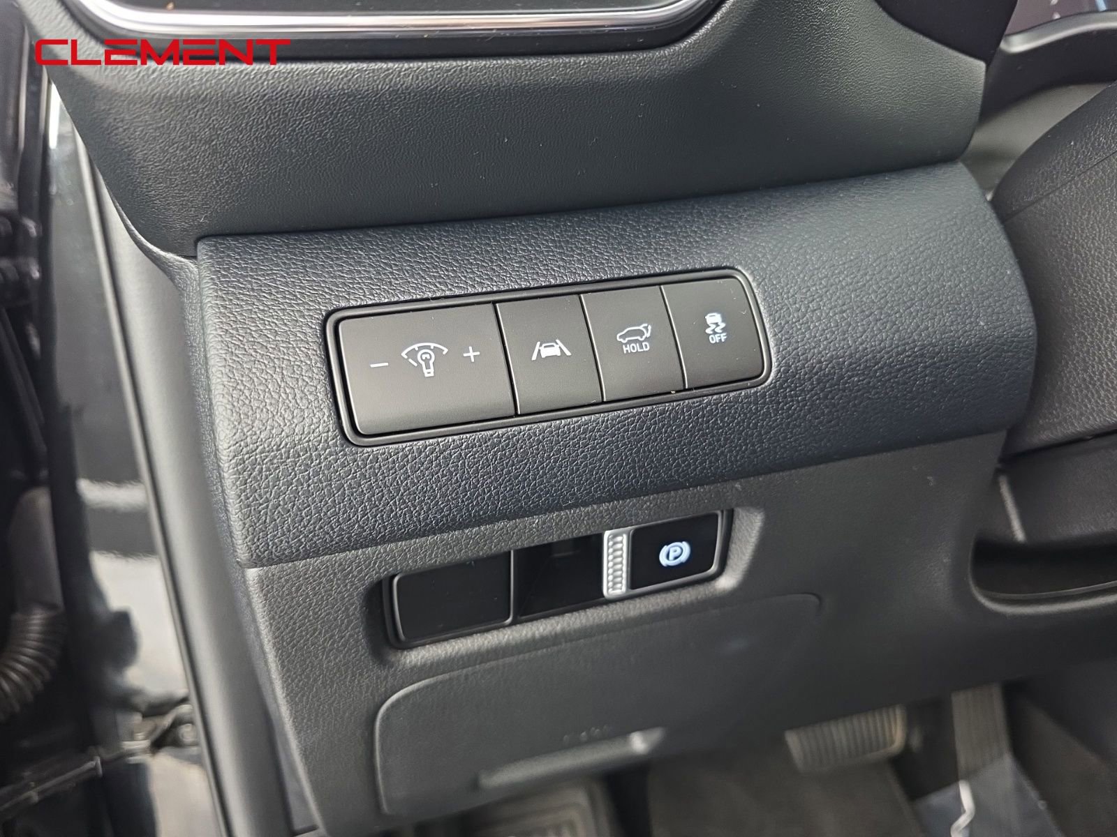 Used 2022 Hyundai Santa Fe SEL w/ Convenience Package image 11