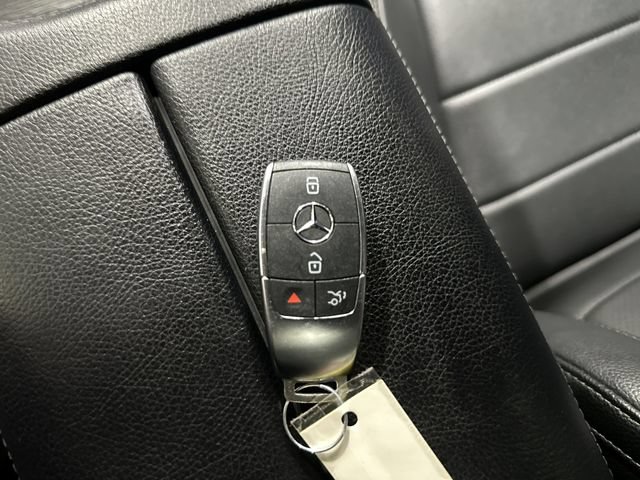 Used 2022 Mercedes-Benz GLE 350 4MATIC image 33
