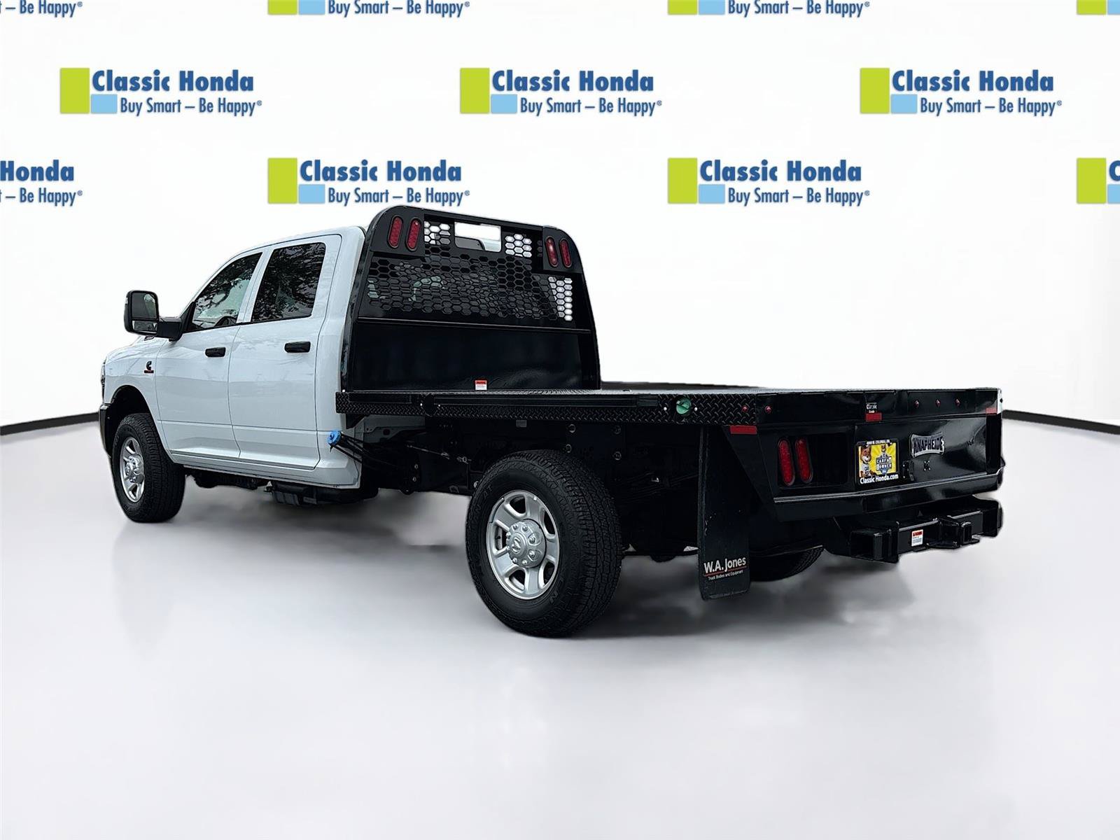 Used 2024 RAM 3500 Tradesman RWD image 5