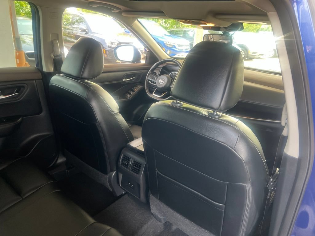 Certified 2023 Nissan Rogue SL FWD image 17