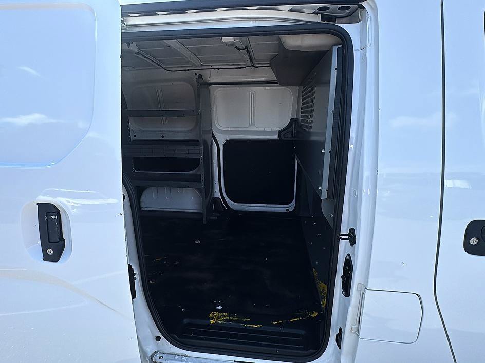 Used 2021 Nissan NV200 S FWD image 29