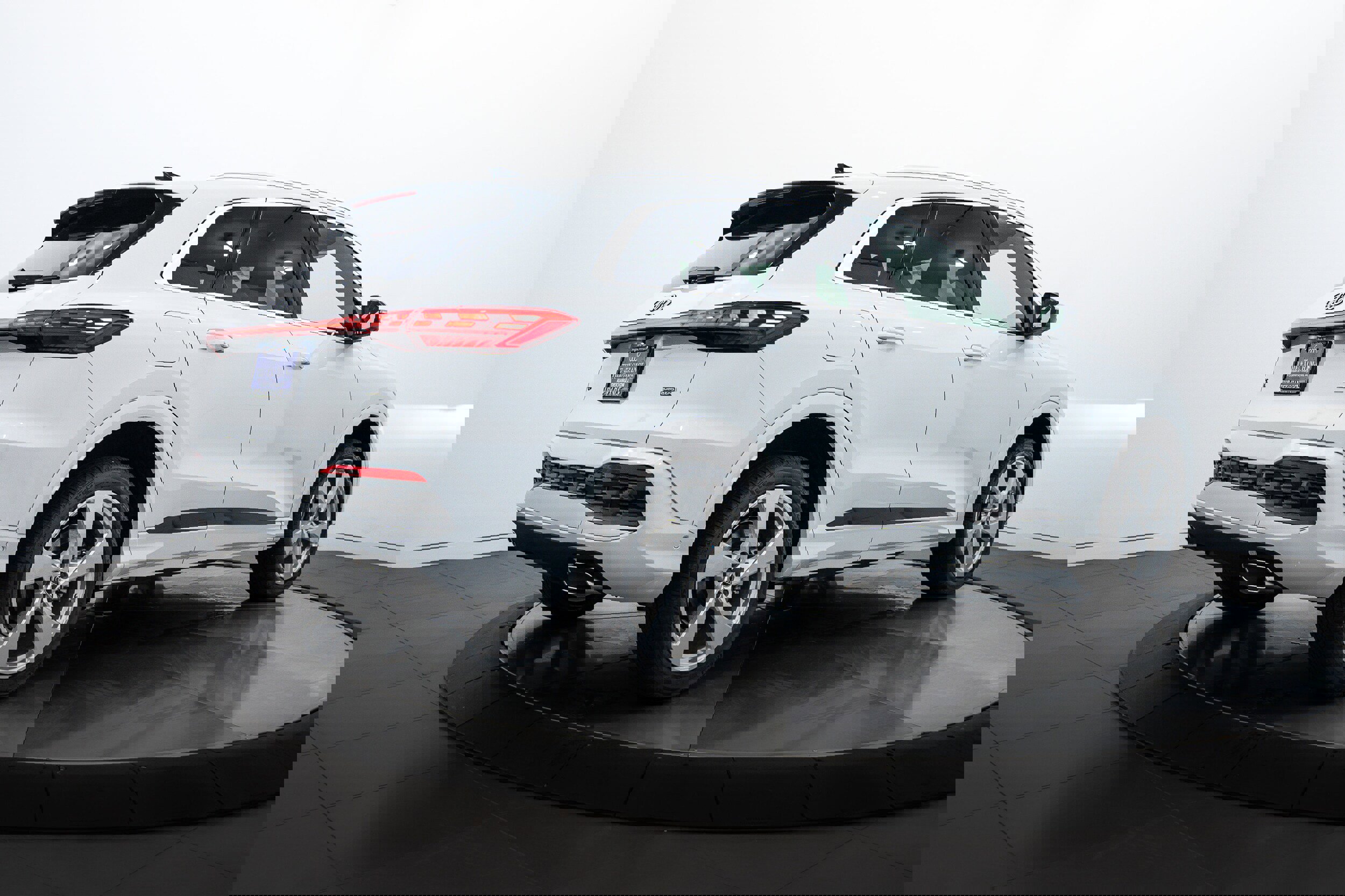 New 2025 Audi Q5 Premium Plus image 4