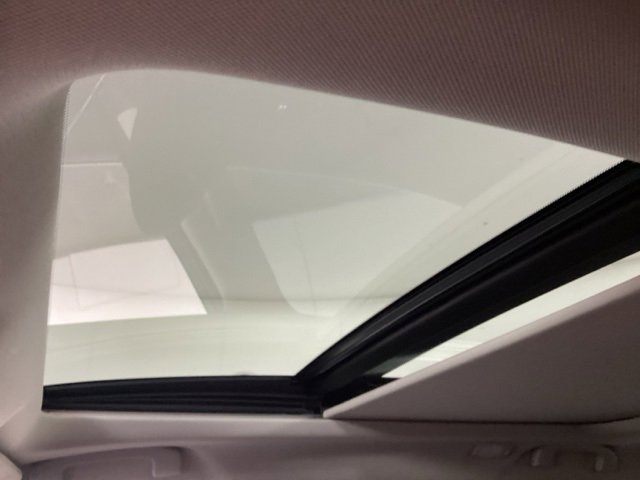 Used 2019 Nissan Rogue SV w/ Sun & Sound Touring Package image 13