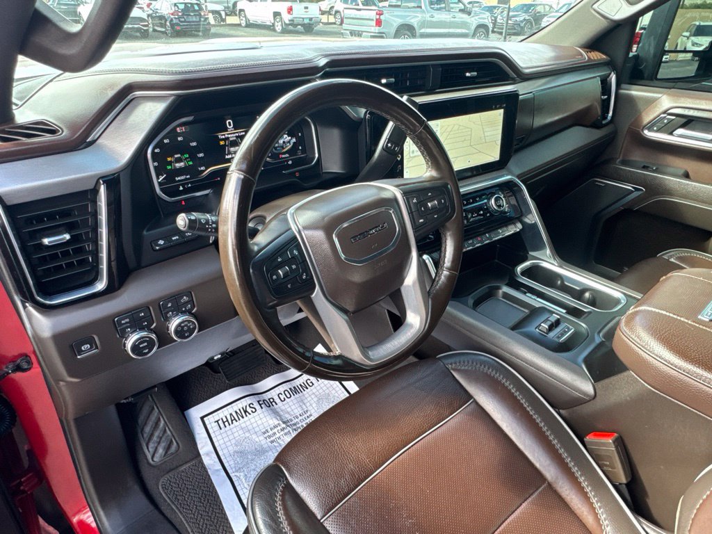 Used 2024 GMC Sierra 2500 Denali w/ Denali Reserve Package AWD/4WD image 11