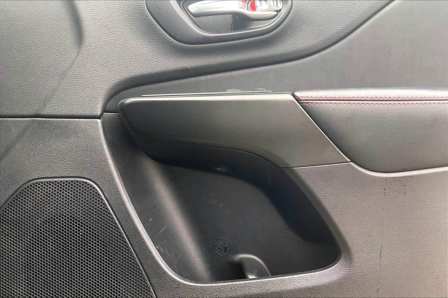 Used 2021 Jeep Cherokee Trailhawk w/ Trailer Tow Group image 20