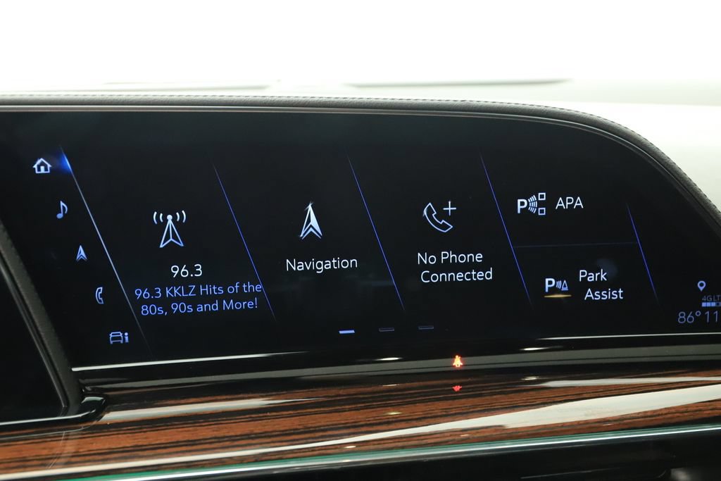 Used 2023 Cadillac Escalade ESV Premium Luxury AWD/4WD image 29