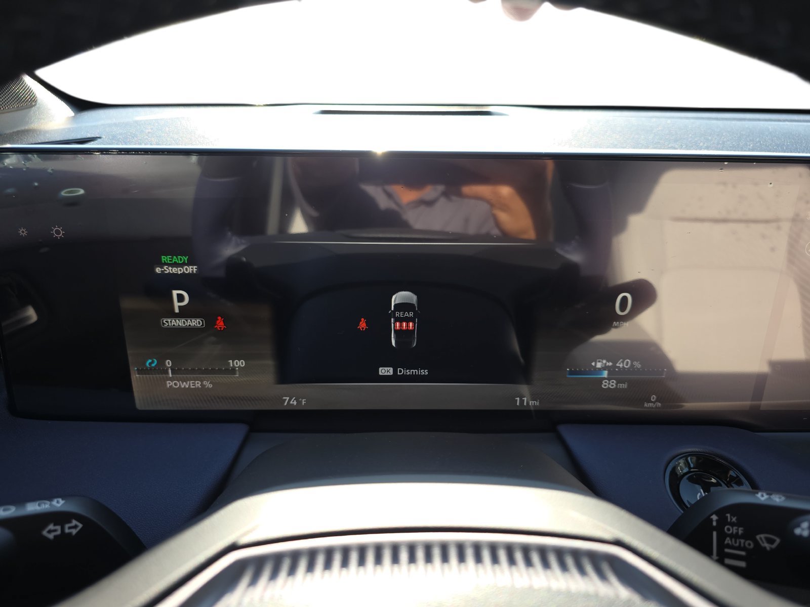 New 2026 Nissan Leaf Platinum+ w/ Illuminated Package FWD image 35