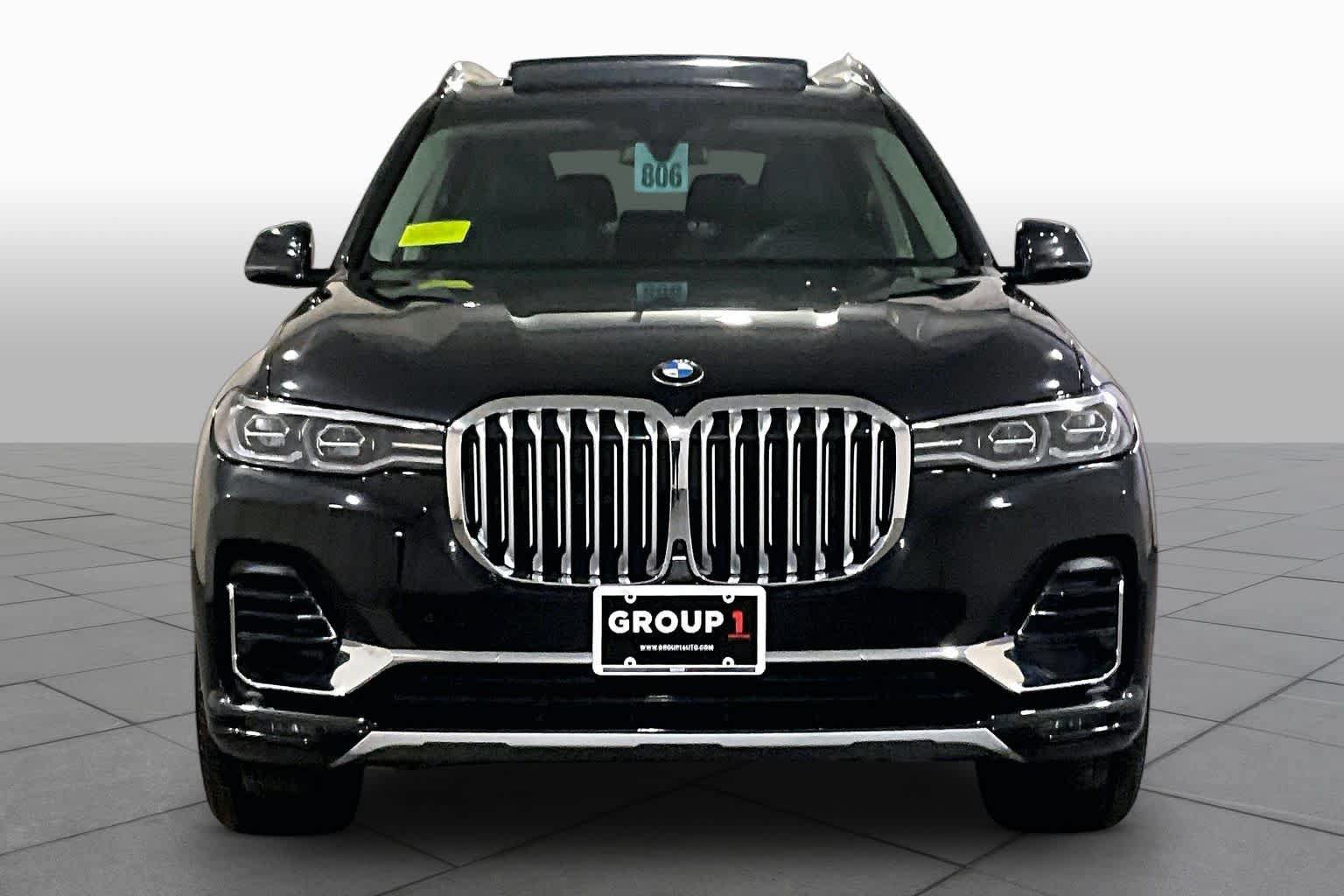 Used 2021 BMW X7 xDrive40i w/ Premium Package 2 AWD/4WD image 3