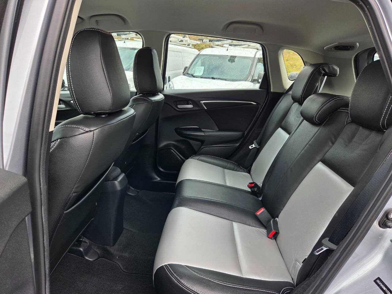 Used 2019 Honda Fit LX image 19