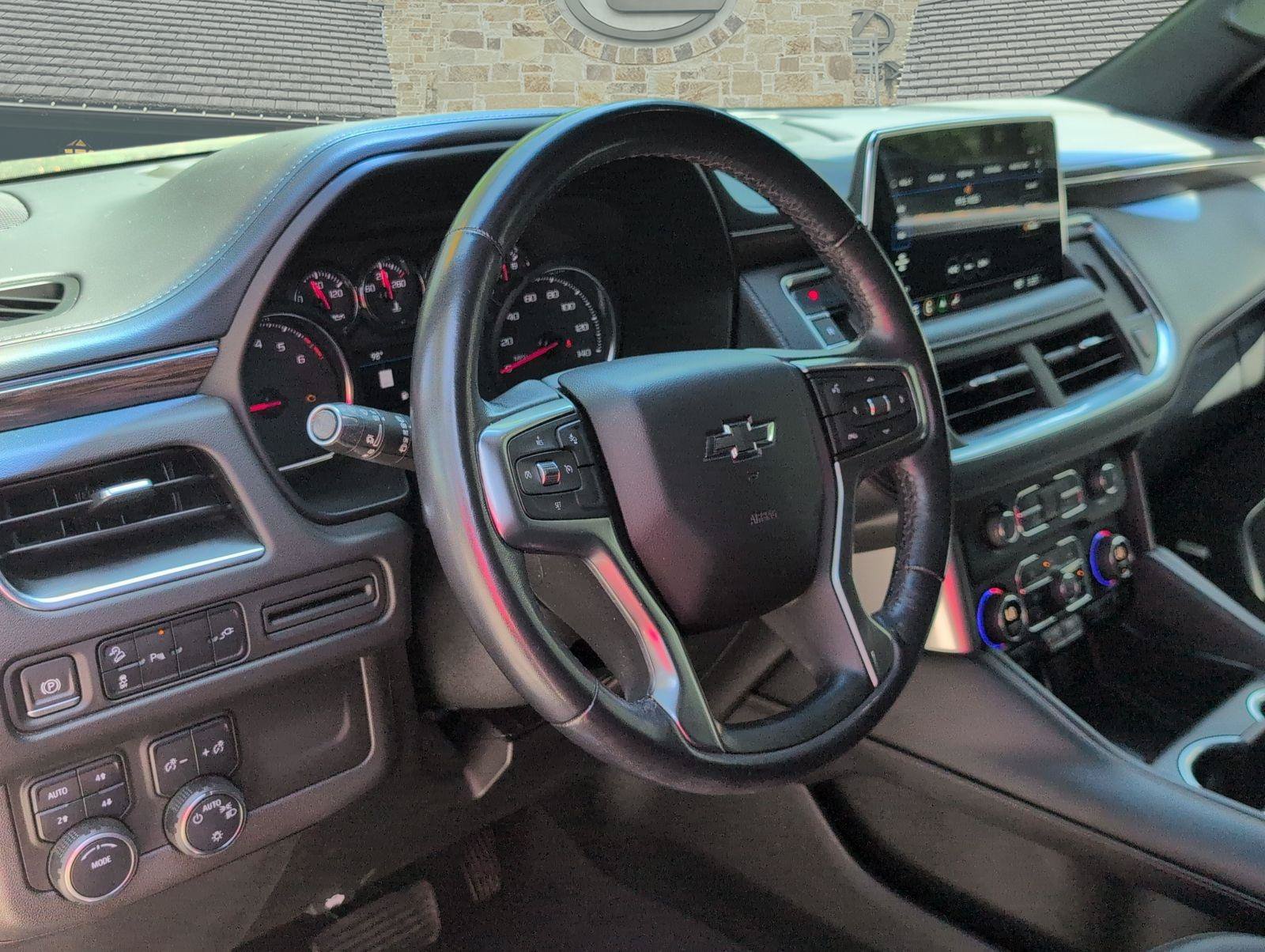 Used 2021 Chevrolet Tahoe Z71 w/ Rear Media and Nav Package AWD/4WD image 7