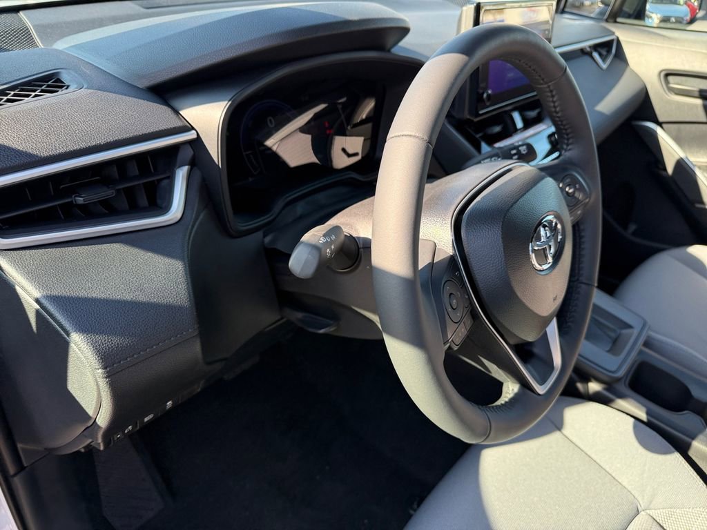 New 2026 Toyota Corolla Cross SE image 26