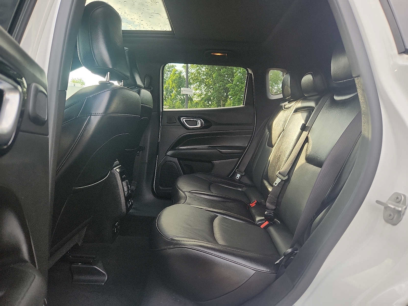 Used 2022 Jeep Compass High Altitude AWD/4WD image 10