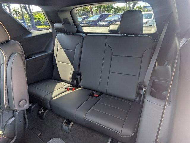Certified 2023 Chevrolet Traverse Premier FWD image 12