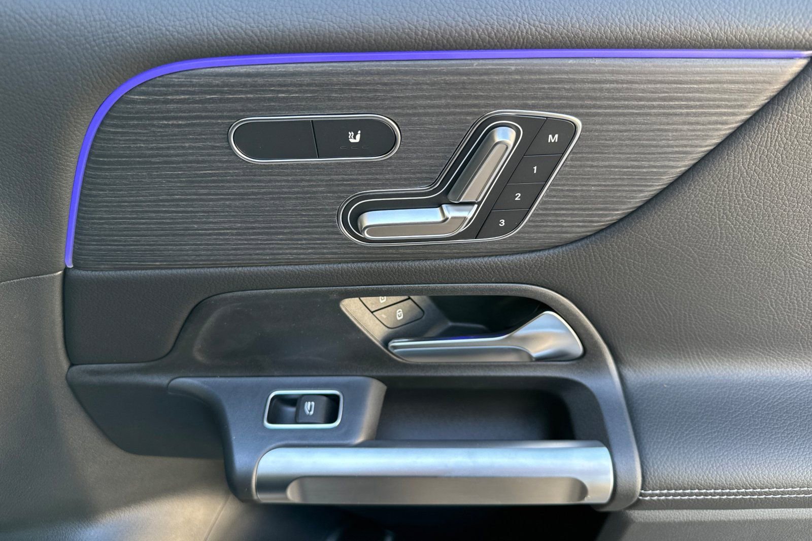 New 2026 Mercedes-Benz GLB 250 image 34