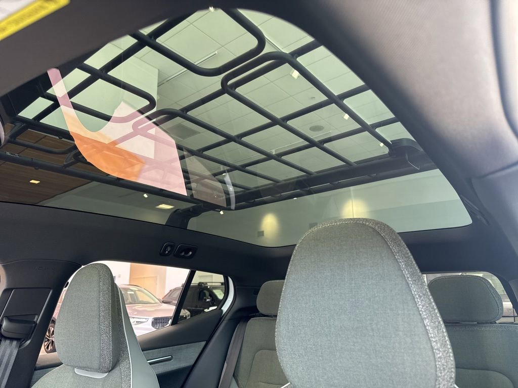 New 2026 Volvo EX30 Cross Country Ultra w/ Protection Package AWD/4WD image 15