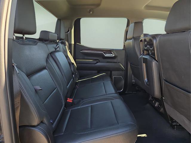 Used 2025 GMC Sierra 1500 SLT AWD/4WD image 14