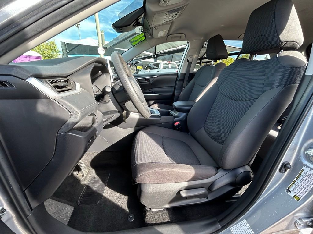 Used 2024 Toyota RAV4 LE image 16