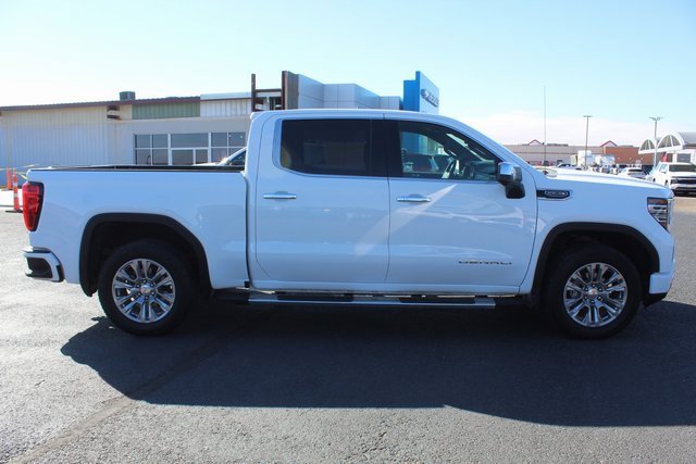 Used 2024 GMC Sierra 1500 Denali image 2
