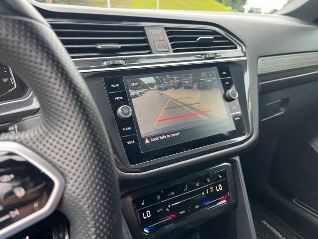 Used 2024 Volkswagen Tiguan SEL R-Line AWD/4WD image 24